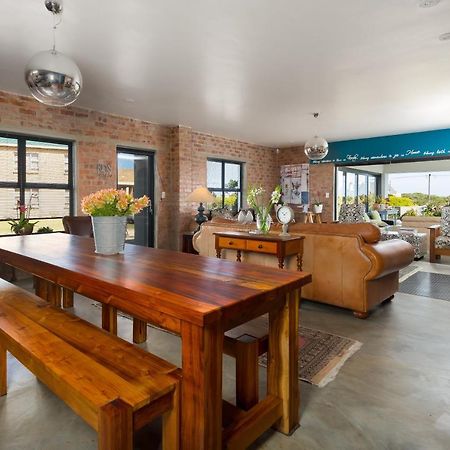 Stay At Friends Economic Rooms Malkopvlei Exterior photo