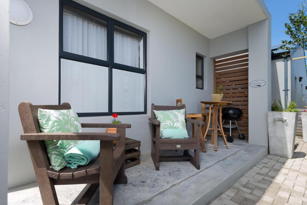 Stay At Friends Economic Rooms Malkopvlei Exterior photo